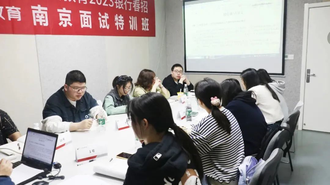 　　我們經(jīng)得起考驗。圖片